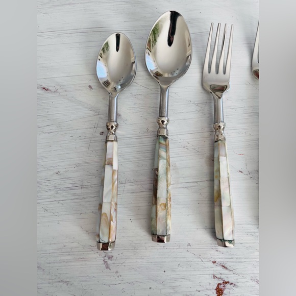 Anthropologie Mother-Of-Pearl Flatware 5 Piece Setting - Picture 3 of 8
